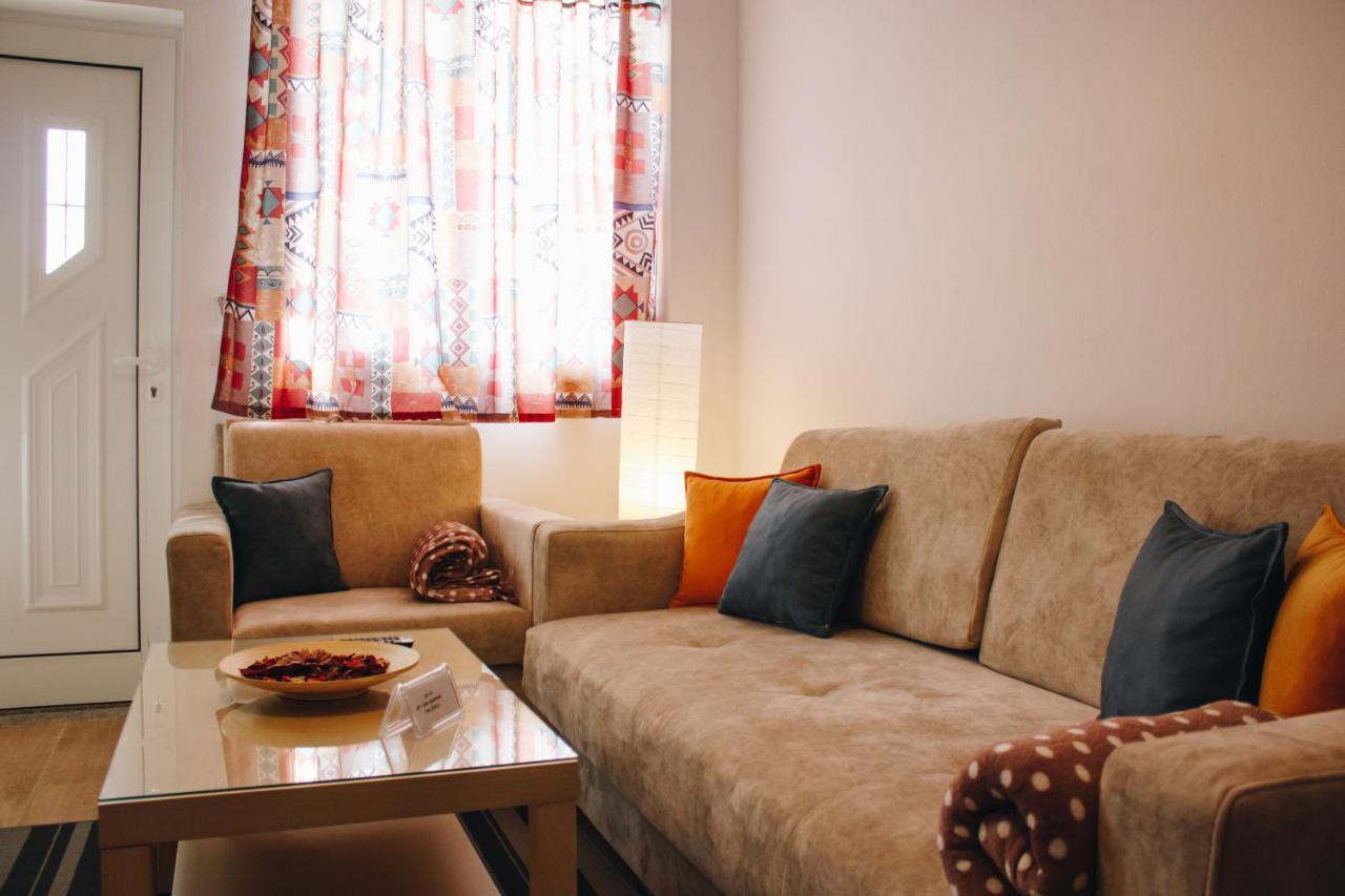 Elti Apartment Sarande Exterior photo