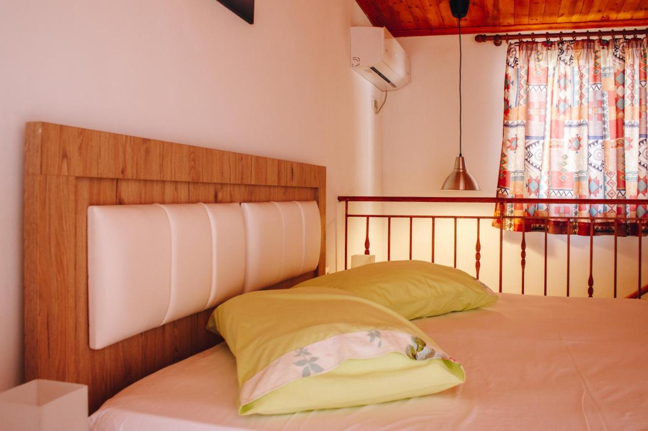 Elti Apartment Sarande Exterior photo